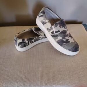 Steve Madden Camouflage Slip-On Sneakers